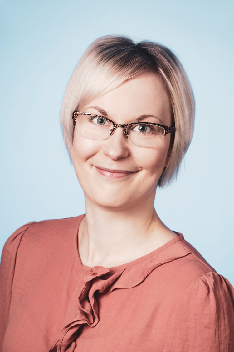 Katriina Kotomäen kasvokuva